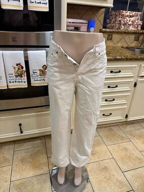 H&M Women's White Boyfriend Jeans - Relaxed Straight Leg